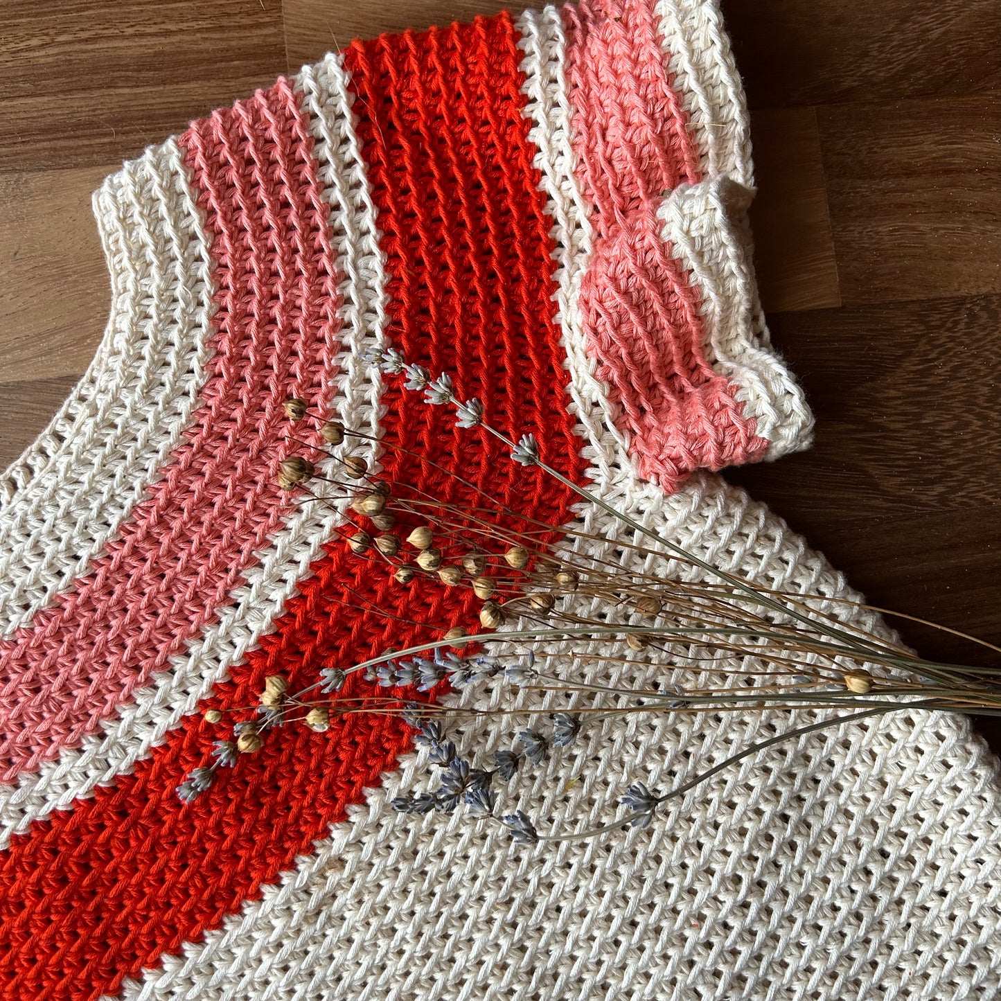TOP ALMA CROCHET PATTERN - Modern Style