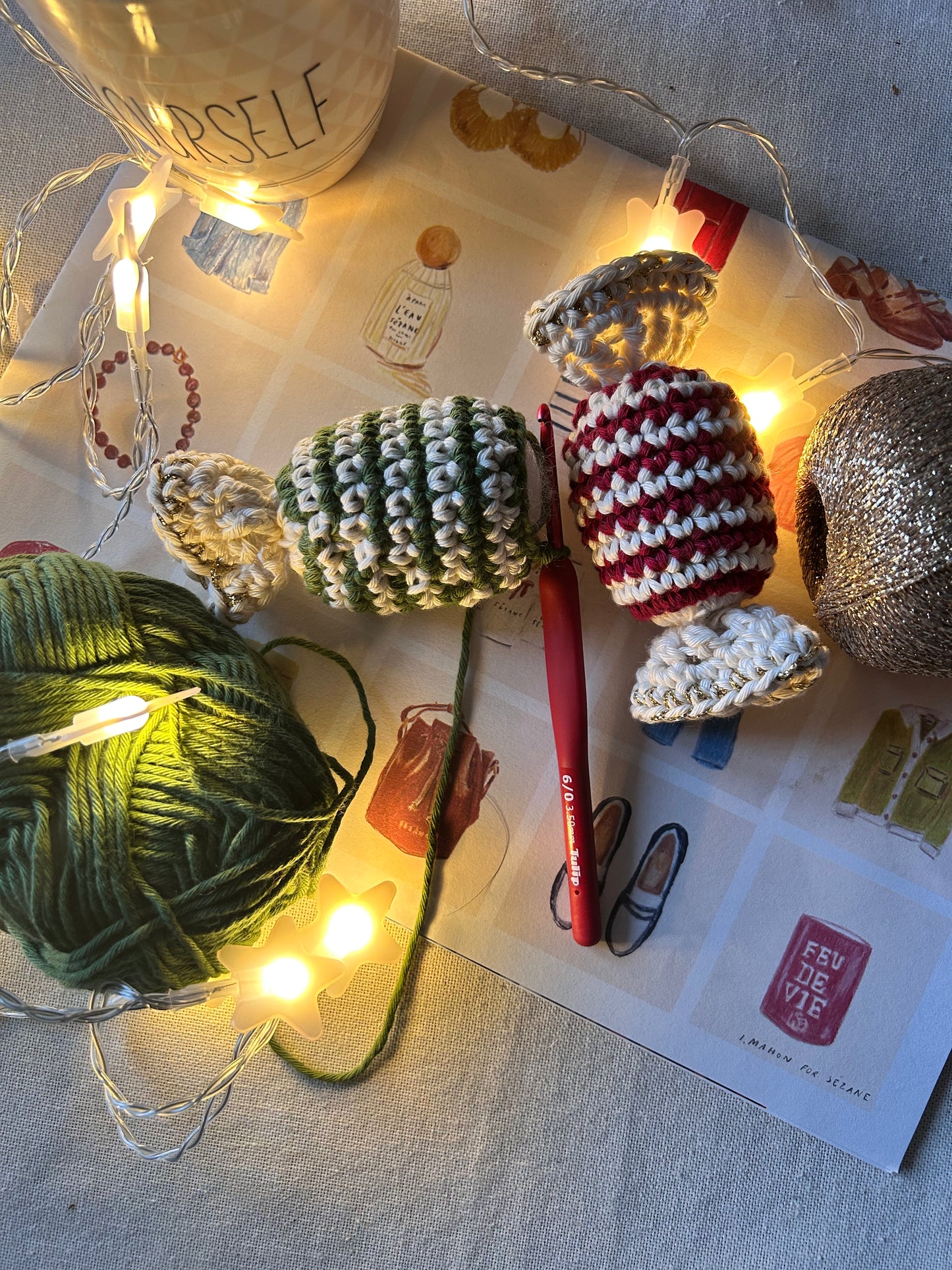 SCHEMA GRATUITO- CARAMELLE NATALIZIE ALL'UNCINETTO